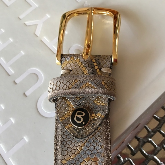 B. BELT HANDCRAFTED LEATHER SABIA BELT TAUPE / GOLD